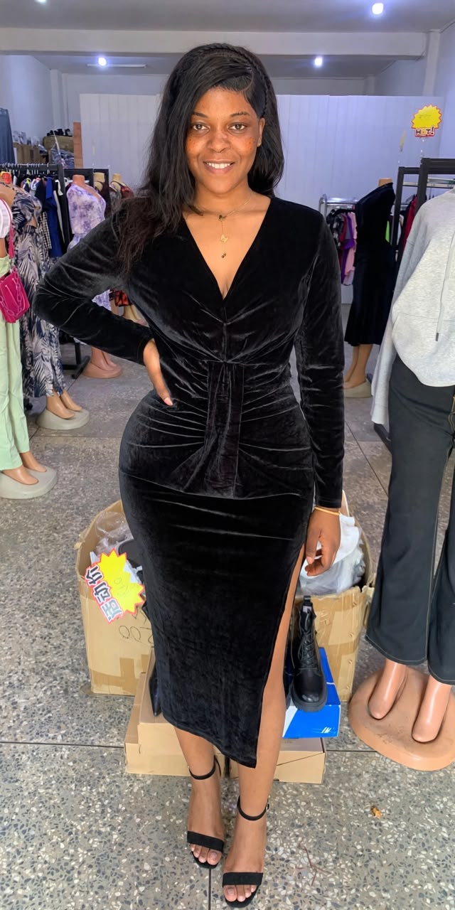 DRESSES